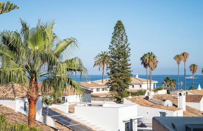 Sanders Beach - Stunning Villa Near Puerto Banus - Photo 38