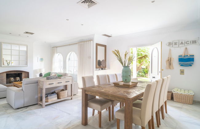 Sanders Beach - Stunning Villa Near Puerto Banus - Photo 22