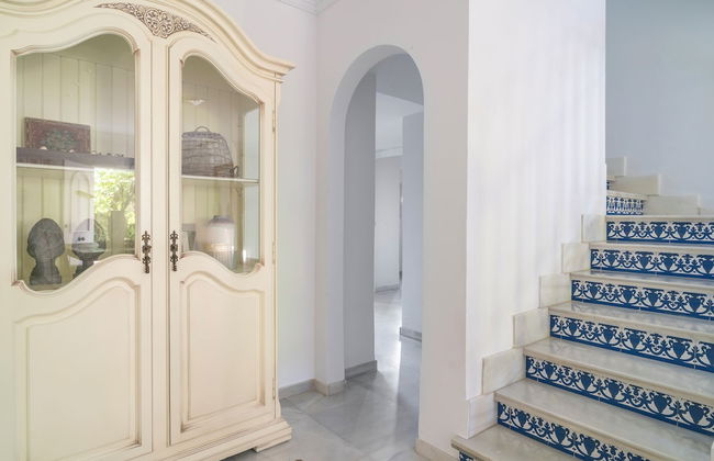 Sanders Beach - Stunning Villa Near Puerto Banus - Photo 14