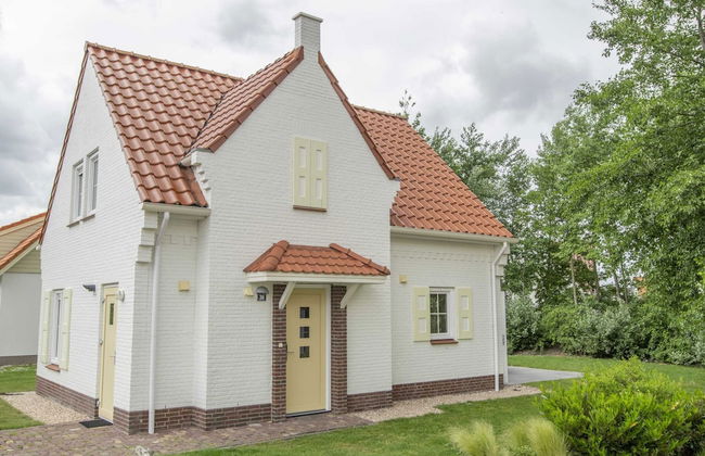 Villa in Cadzand-bad Near North Sea Shore - Foto 1