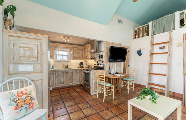 Casita de Catherine by Avantstay 1 Block to Duval St w/ Hot Tub! - Foto 23