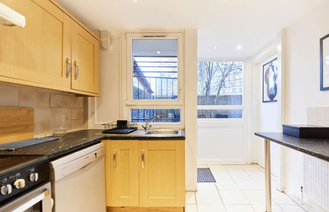 The Kennington Park Crib - Lovely 2bdr Flat With Garden - Foto 16