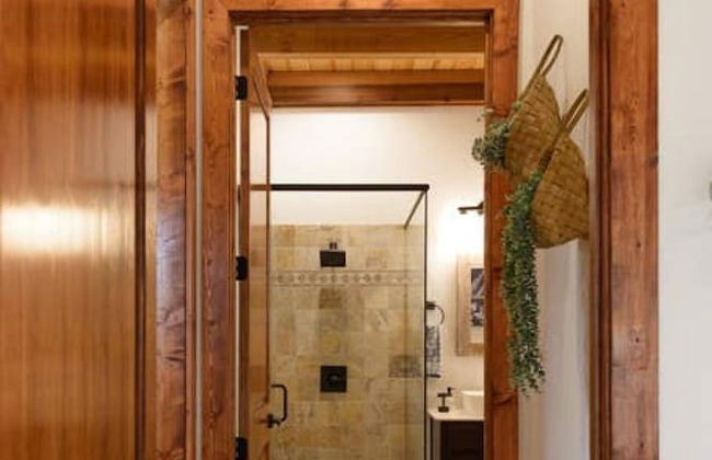 Little Dutch Cabin 102-12 min to Magnolia-baylor - Foto 7