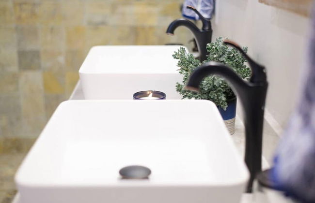 Little Dutch Cabin 102-12 min to Magnolia-baylor - Foto 18