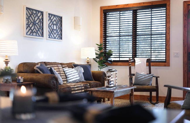 Little Dutch Cabin 102-12 min to Magnolia-baylor - Foto 10