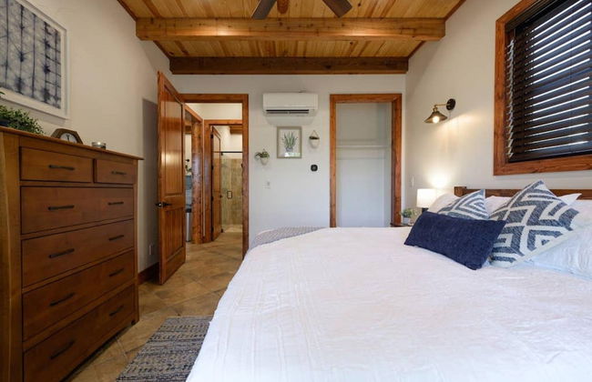 Little Dutch Cabin 102-12 min to Magnolia-baylor - Foto 5