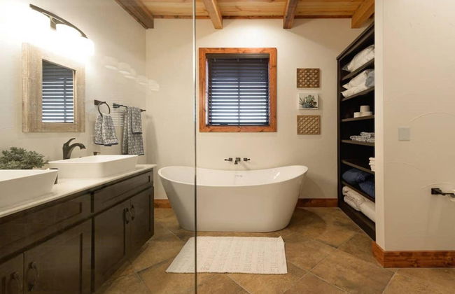 Little Dutch Cabin 102-12 min to Magnolia-baylor - Foto 11