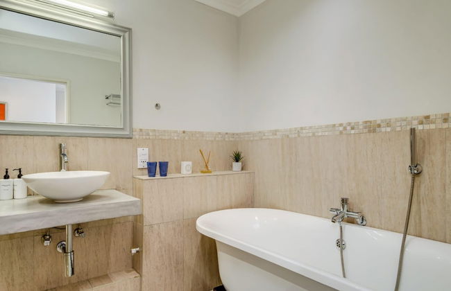 Stylish De Waterkant Apartment 211 DWP - Photo 25