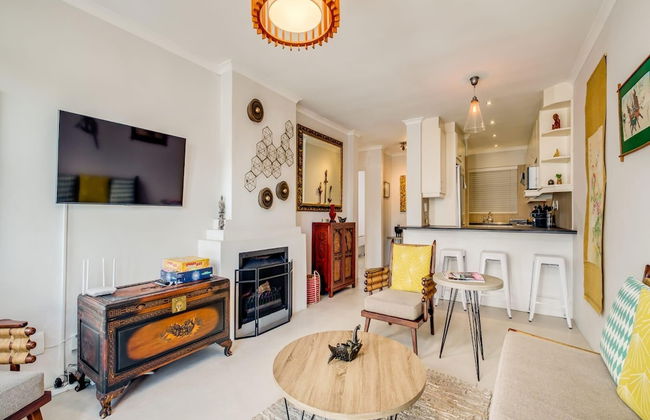 Stylish De Waterkant Apartment 211 DWP - Photo 9