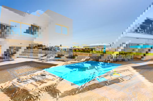 Foto 1 - Villa Diana Seaside in Pomos