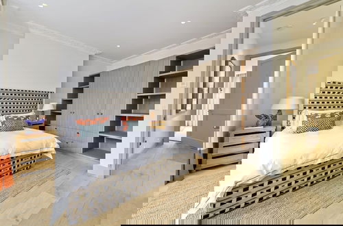 Foto 25 - Beautiful 5 Bed House Fulham