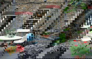 Photo 2 - Tranquil Oasis by Pop Brixton