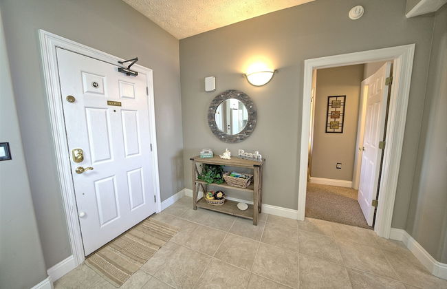 Stylish Oceanfront Condo with Beach and Picnic Area Access - Unit 1706 by RedAwning - Foto 22