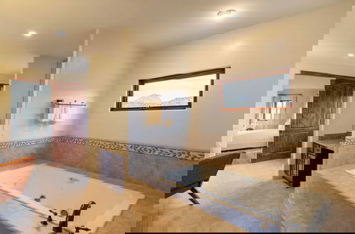 Foto 43 - Pyramid by Avantstay Luxe Sedona Mansion w/ Views, 7mins to Downtown