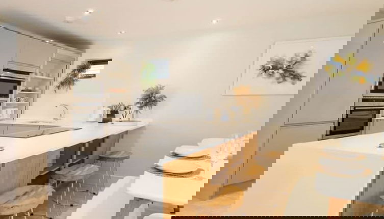 Photo 1 - Designer Family Escape Hot Tub Steps to Beach