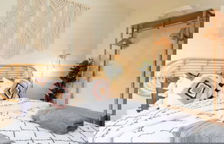 Photo 3 - Designer Family Escape Hot Tub Steps to Beach