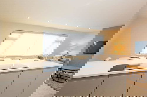 Photo 9 - Designer Family Escape Hot Tub Steps to Beach