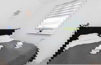 Foto 3 - Spacious Bright Apartment by Renters
