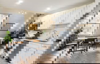 Foto 1 - Sosuite 2BR Loft w Shared W/d, Gym, Lounge