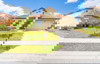 Foto 1 - Briar Rose 4 Bedroom Villa by RedAwning