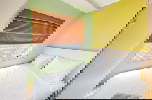 Photo 5 - Best Deal And Comfortable 2Br Signature Park Tebet Apartment