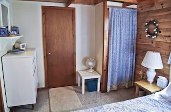 Foto 5 - #7 - Northwoods Retreat 3 Bedroom Cabin by RedAwning