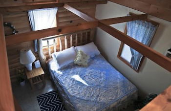 #7 - Northwoods Retreat 3 Bedroom Cabin by RedAwning - Photo 2