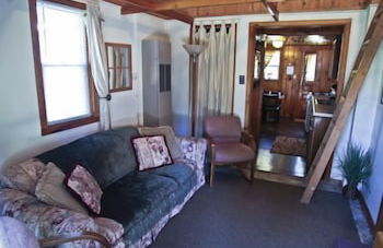 #7 - Northwoods Retreat 3 Bedroom Cabin by RedAwning - Photo 13