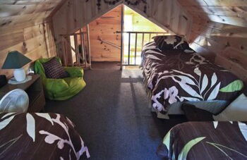 #7 - Northwoods Retreat 3 Bedroom Cabin by RedAwning - Photo 8