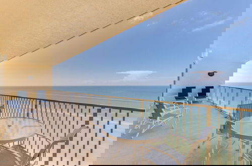 Foto 21 - Relaxing Beachfront Condo with Beach Access - Unit 1603 by RedAwning