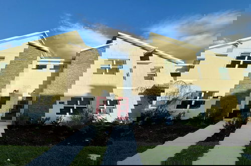 Foto 3 - Stunning 4 Bd w Pool Storey Lake Resort 2613