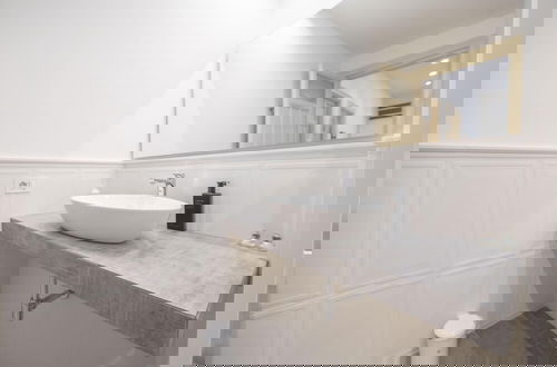 Foto 9 - Testaccio Brand New 3 BR Apartment