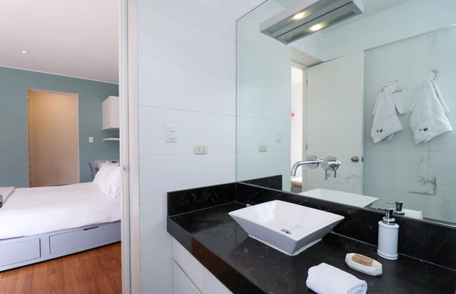 w Lovely 2BR With Balcony in Miraflores - Photo 41