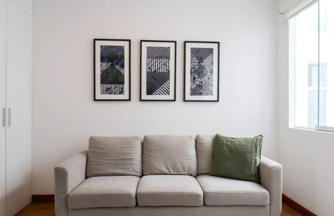 w Lovely 2BR With Balcony in Miraflores - Photo 15