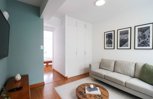 w Lovely 2BR With Balcony in Miraflores - Photo 35