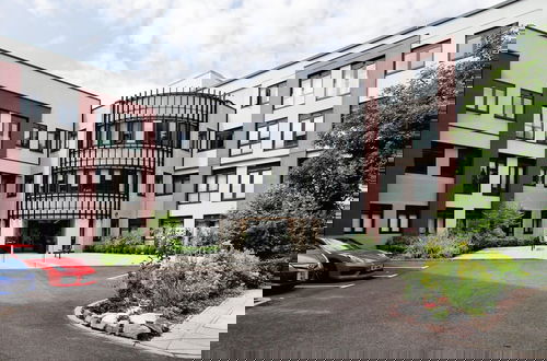 Photo 3 - Seven Stays Modern Studio Apartment - Solihull