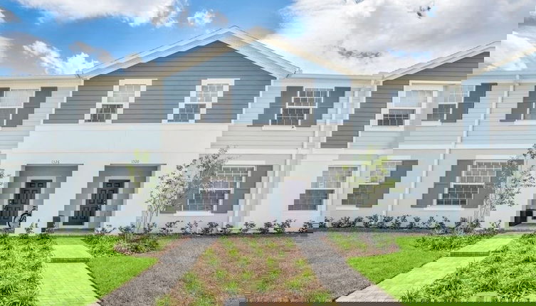 Foto 1 - 5 Bed Townhome! 5 Bedroom Townhouse by Redawning