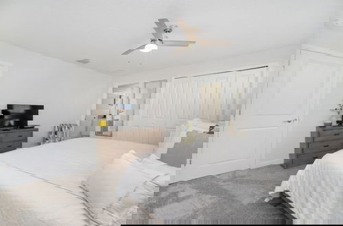 Foto 6 - Storey Lake Home In Amazing Resort With Lazy River 4 Bedroom Townhouse by RedAwning