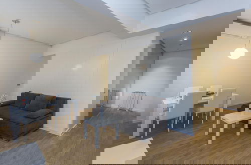 Photo 4 - Modern Apartment in the City Center