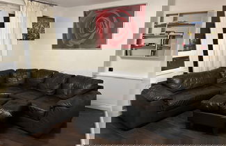 Photo 1 - Stylish 1BR Apt w/ Fireplace & High-speed Wifi