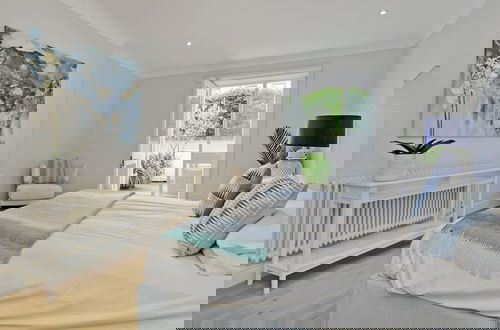 Foto 19 - Long Stay Discounts - Huge Kensington Garden Flat