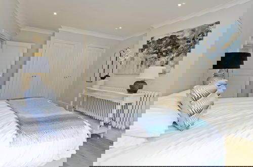 Foto 20 - Long Stay Discounts - Huge Kensington Garden Flat