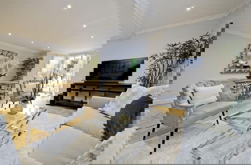 Foto 9 - Long Stay Discounts - Huge Kensington Garden Flat