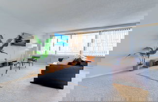 Photo 1 - Beautiful & Spacious Apt in Crystal City