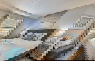 Foto 2 - Venus 206 is a 1 BR on Okaloosa Island steps from the pool and easy beach access by RedAwning