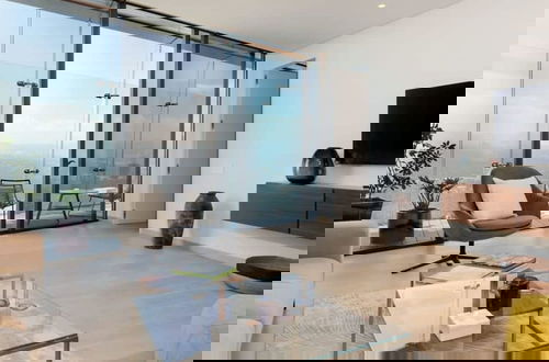 Foto 1 - Luxurious 1BR With Panoramic View