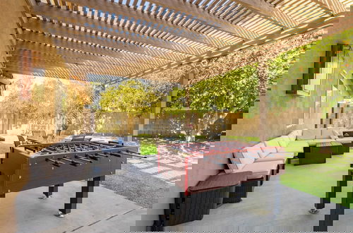 Foto 59 - Larrea by Avantstay Luxurious Oasis w/ Pool & Hot Tub!