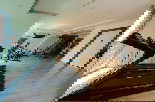 Photo 57 - Upart Home