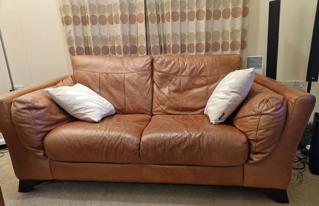 Impeccable 1-bed Apartment in Purfleet - Photo 5