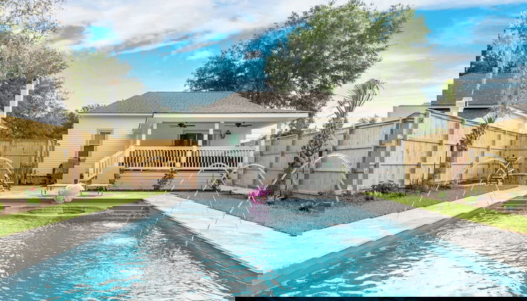 Foto 1 - Splash of Southern